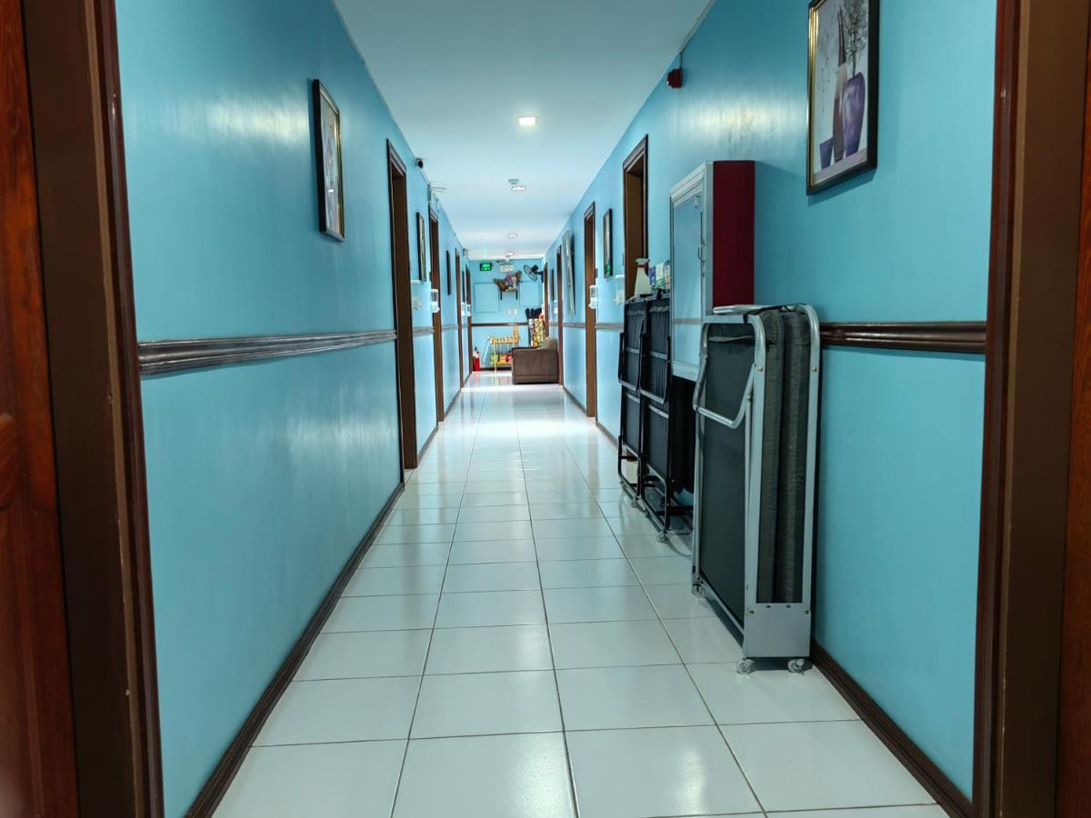 Yellowpad Hotel Davao Екстер'єр фото