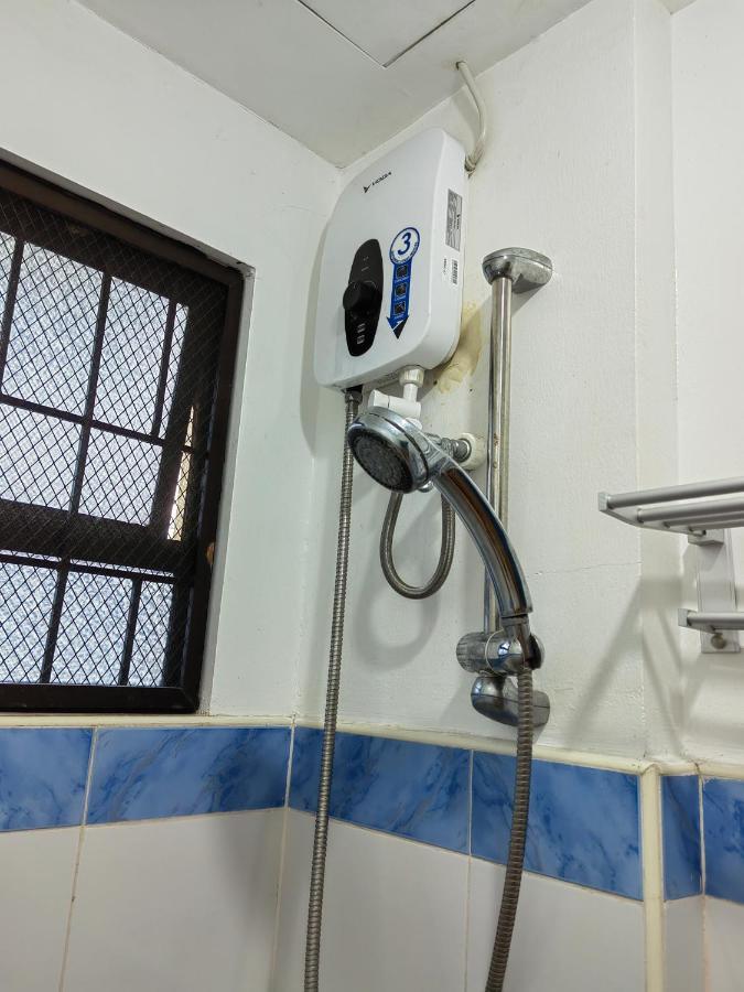 Yellowpad Hotel Davao Екстер'єр фото