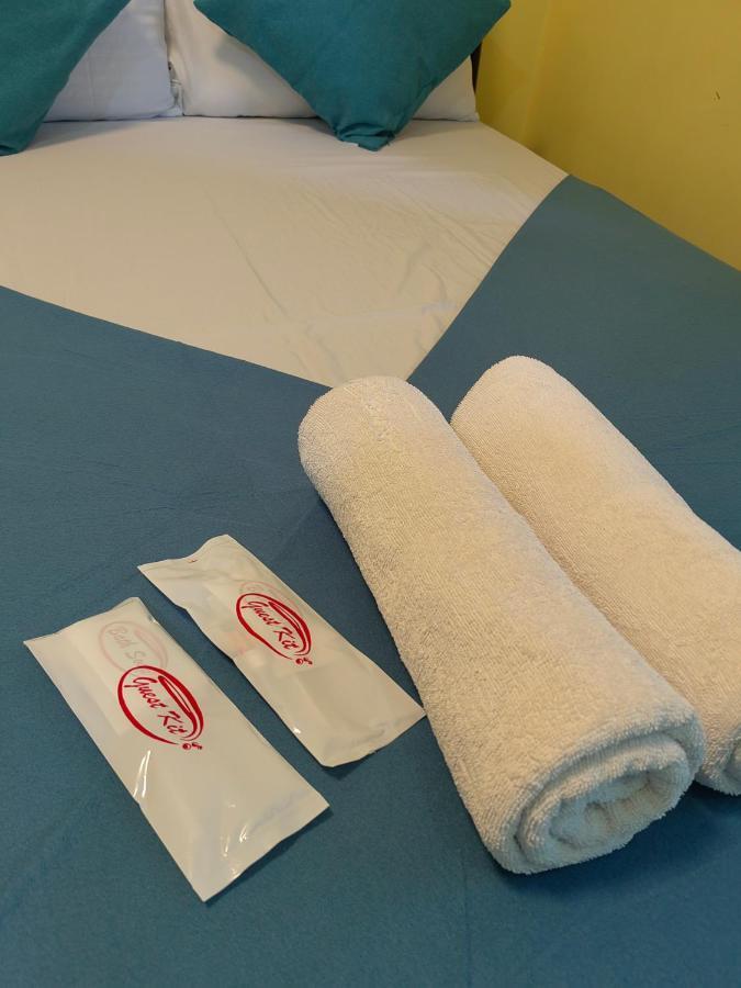 Yellowpad Hotel Davao Екстер'єр фото